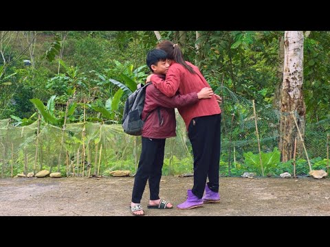 The story of the boy Bac and his 15-day journey back to the garden to reunite with his sister Diep.