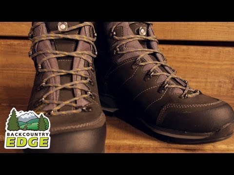 Lowa Men's Vantage GTX Mid Hiking Boots