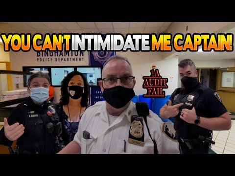 POLICE CAPTAIN KAREN TRIES TO INTIMIDATE GOOD CITIZEN WHO KNOWS HIS RIGHTS! GETS SHUT DOWN! 1A FAIL!