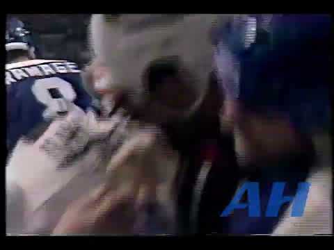 NHL Dec. 6, 1989 Chicago Blackhawks v Toronto Maple Leafs (R) Greg Gilbert v Luke Richardson