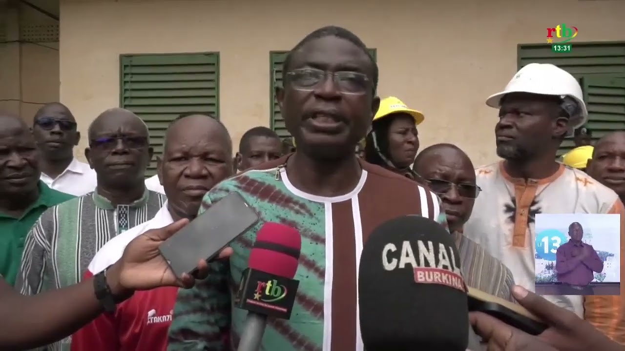 Faso Mêbo : les membres du CIMTS & l’Association Lagam Taaba offrent leur don à l’initiative