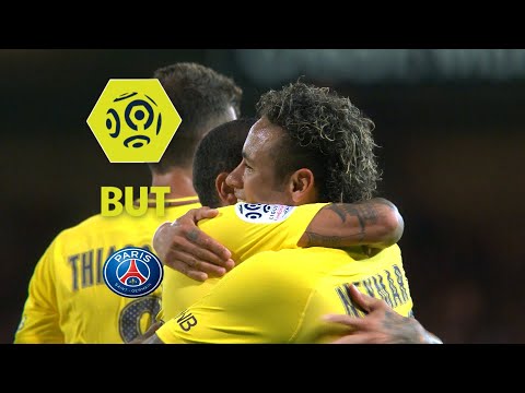 But NEYMAR JR (82') / EA Guingamp - Paris Saint-Germain (0-3)  / 2017-18