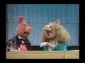 The Muppet Show 104 Ruth Buzzi Panel Discussion 1976