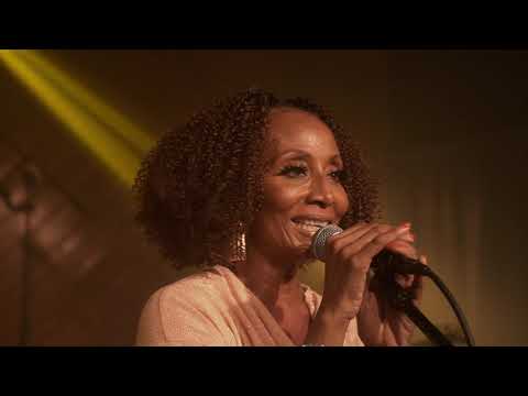 Nadine Sutherland - Babyface Live (Xterminator Earth Feel It Live)