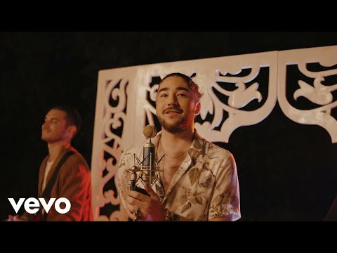 Boostee - Hello, Aloha (Clip officiel)