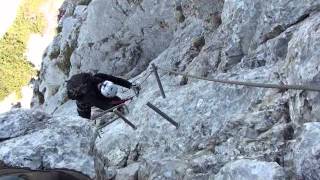 preview picture of video 'Besteigung des Pfaffenstein über den Eisenerzer Klettersteig C/D'