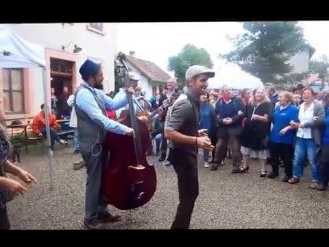 Les FRELOTS - La Java Bleue