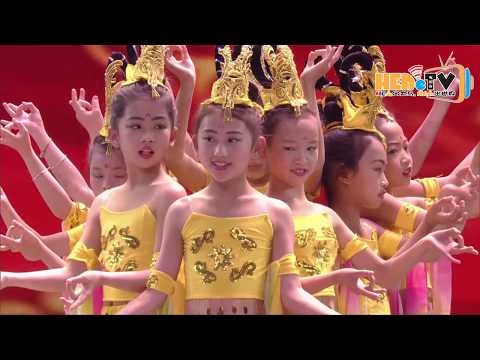 《同根同梦● 2018 “少年中国” 少年儿童春节联欢晚会》CCTV 中央电视台星光影视园