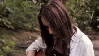 Better Off Alone( acoustic cover) - Ivi