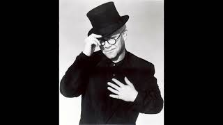 19. Stone&#39;s Throw From Hurtin&#39; (Elton John - Live In East Rutherford: 8/7/1989)