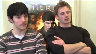 Colin Morgan et Bradley James - Associated Press (04.01.2013)