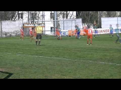 Oliver beim U10 Turnier in  Leopoldsdorf April 2012