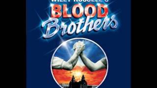 Amy Robbins &amp; Marti Pellow - Blood Brothers - Overture