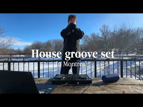 Outdoor House Groove Set in Montreal