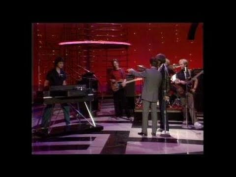 Dick Clark Interviews Eddie Money - American Bandstand 1982