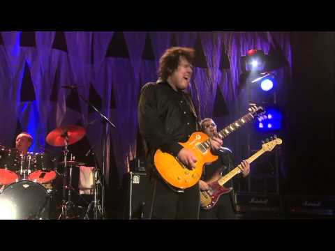 Gary Moore - Parisienne Walkways (solo and improvisations)