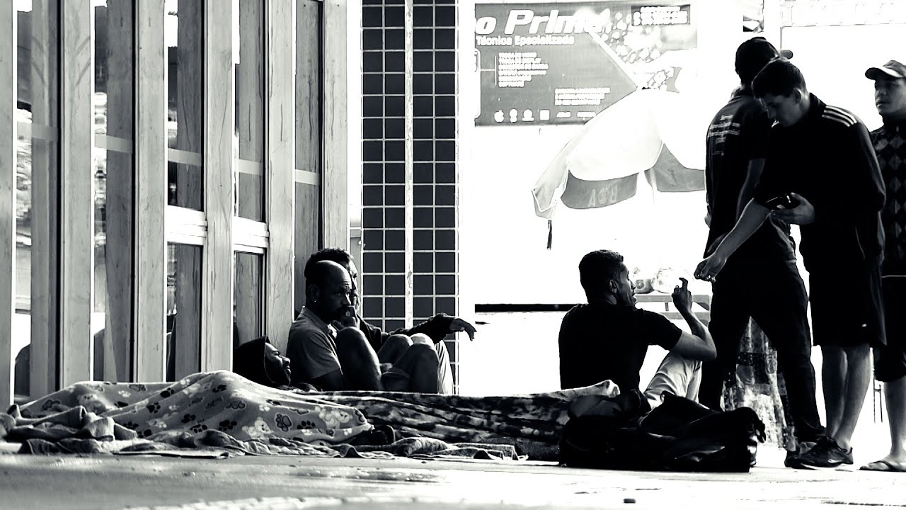 🎥 Documentário - Como acolher quem vive em situação de rua