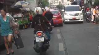 preview picture of video 'Bangkok city on a scooter'