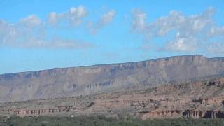 preview picture of video 'Cessna TakeOff from Hubbard Airfield, 9CO3, Gateway Canyons, CO'