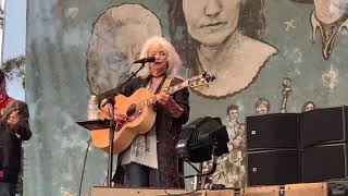 Emmylou Harris “Spanish is the Loving Tongue” song by CB Clark &amp; B Simon (San Francisco, 6.Oct.2019)