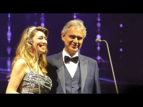 Andrea Bocelli & Ilaria Della Bidia - Can't help falling in love /Budapest, 25.11.2017