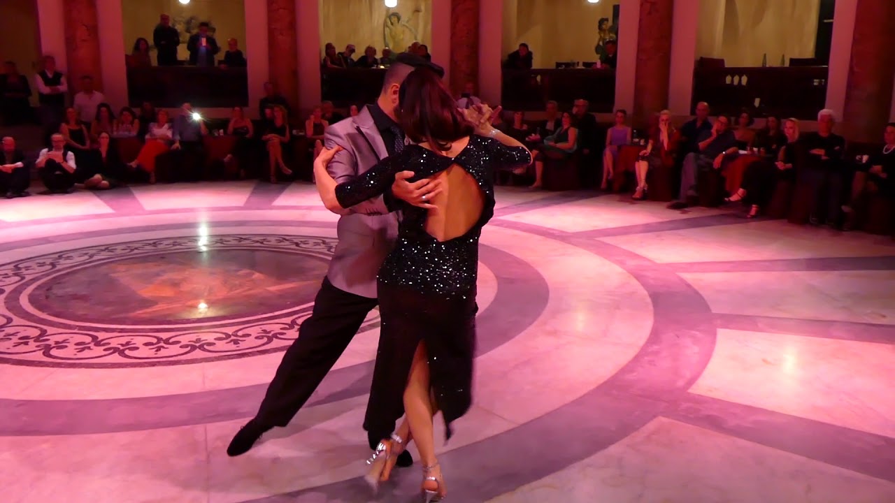 Video thumbnail for Javier Rodriguez & Fatima Vitale, Mato y voy | 2 / 4 | Napoli, Salone Margherita, 7/4/2018