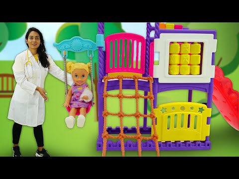 Puppenvideo mit Doktor Aua. Steffi und ihre Freunde auf dem Spielplatz. Kindervideo