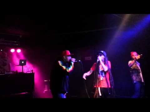 VACCA feat BABAMAN in live - SE MORISSI LUNEDI - Nella Terra di Bob tour al Live Forum di Assago