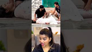 Download lagu ऐसे कौन बचाता है 💦😂 Dank Indian Memes Funny Viral Trending Instagram Reels YouTube Shorts | REACTION mp3 Download lagu ऐसे कौन बचाता है 💦😂 Dank Indian Memes Funny Viral Trending Instagram Reels YouTube Shorts | REACTION mp3