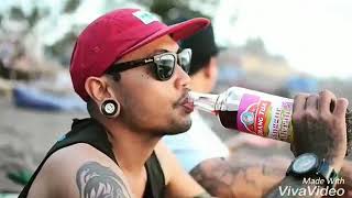 Download lagu Santai di pantai sambil Minum anggur merah (AM) mp3