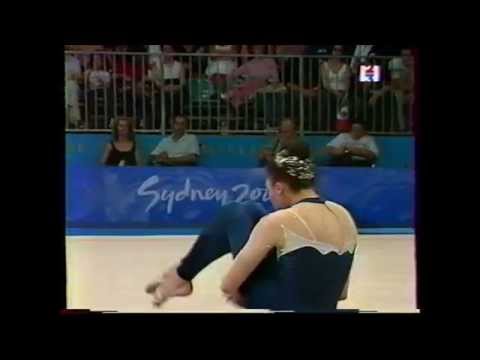 Sherin TAAMA (EGY) ball - 2000 Sydney Olympics qualifs