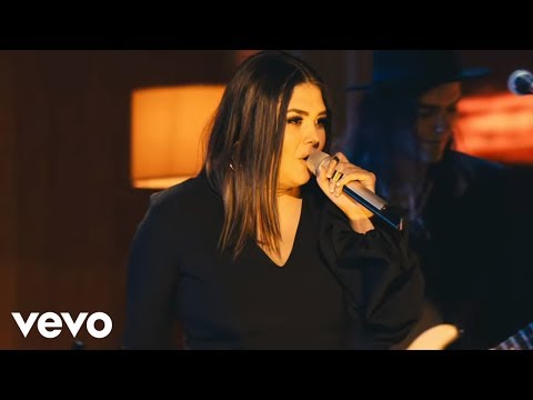 Yuridia - Lo Que Son las Cosas (Primera Fila) (En Vivo)