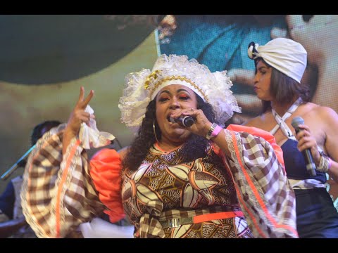 Bena Mayó - Monica Mao-Cheia - Na bo Honor