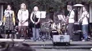 judy by the pipettes - Us singing at Trevstock 2007