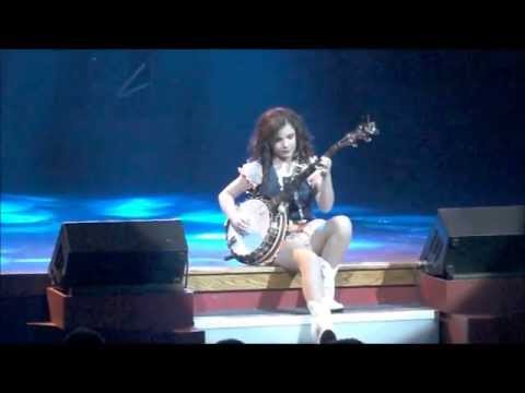 12-Year Old Willow Osborne - Ground Speed ( Country Tonite 2013 )