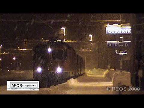 2000-02 [SDw] 4/4 Bahnhof Göschenen in winter p4 - SBB & FO in winter - CLASSIC Gotthard action!