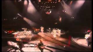 Celine Dion-Staying alive-You should be dancing-