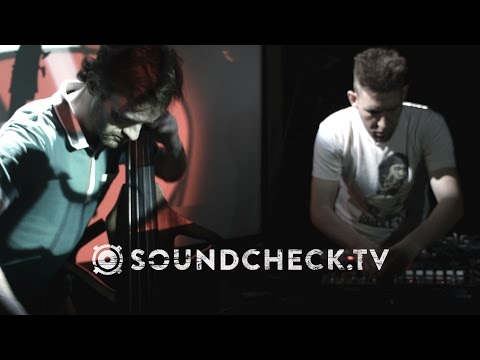 Fingathing - Live Session - 'Walk in Space', 'Don't turn Around', 'ffathead' - Soundcheck.tv