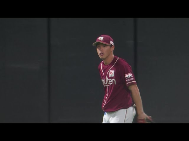 【6回裏】残念そこは辰己!! イーグルス・辰己涼介 フェンス際の打球をナイスキャッチ!! 2024年8月27日 北海道日本ハムファイターズ 対 東北楽天ゴールデンイーグルス