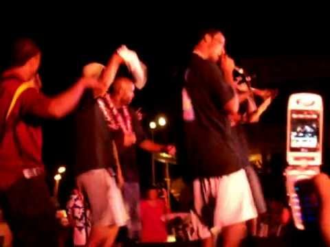 Tyrice Thompson dances at the 2006 Hawaii Bowl