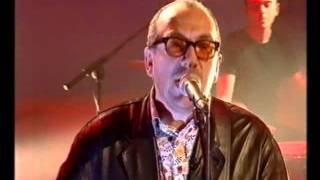 Jonathan Ross: Elvis Costello &amp; Amsterdam: Tear Off Your Own Head (It&#39;s A Doll Revolution)