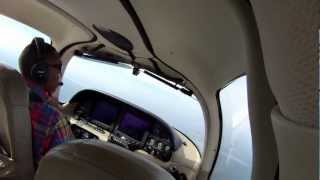 preview picture of video 'N963CD Cirrus SR22 Visited Mom'