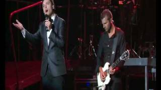 Tiziano Ferro - Non Ti Scordar Mai Di Me (Live in Rome 2009 Official HQ DVD).flv