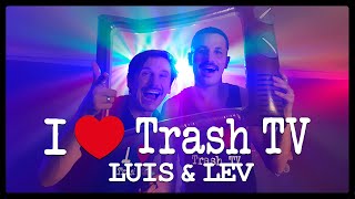 Musik-Video-Miniaturansicht zu I Love Trash TV Songtext von Luis & Lev