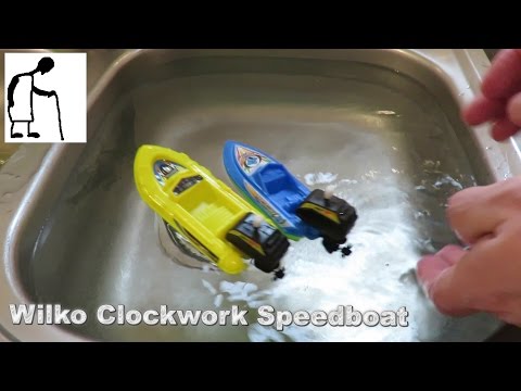 Wilko Wind-Up Clockwork Speedboats