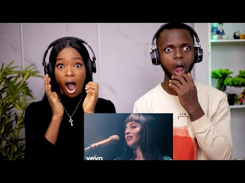 VOCAL COACH REACTS TO Mon Laferte - Amárrame / Pa´Dónde Se Fue (En Vivo) (FIRST TIME REACTION)!!!