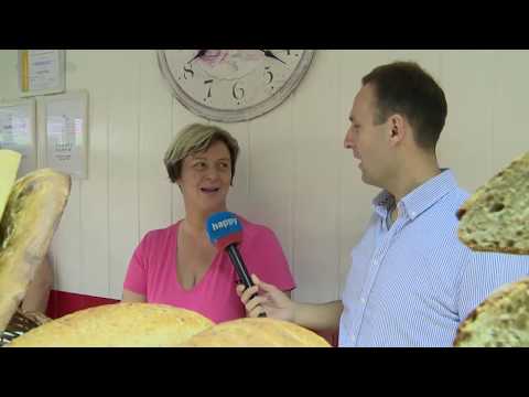 Marko u raju pogaca i lepinja svih vrsta - DJS - (TV Happy 01.10.2019)