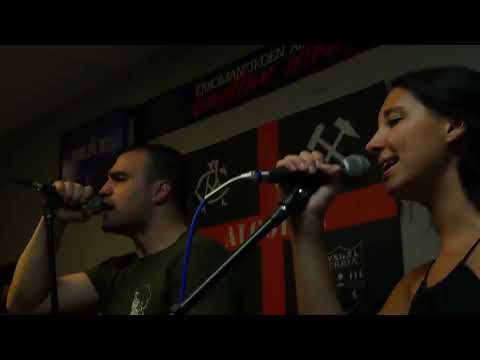 ARENE 6 - Txikia (Bideoklip ofiziala)