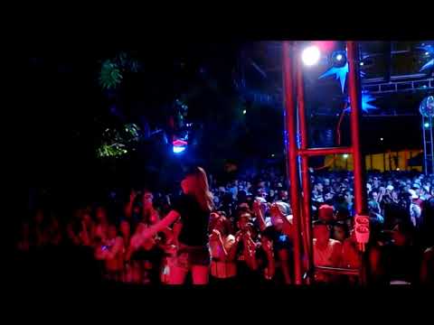 MC VEROKI - BUMBUM QUE NÃO PARA ( PROD DJ MENININHO ) LANÇAMENTO 2017