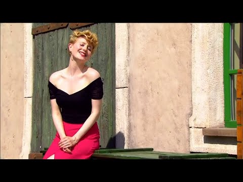 Sarah Jane Scott - I Love You (I'll Tell You In A Song)